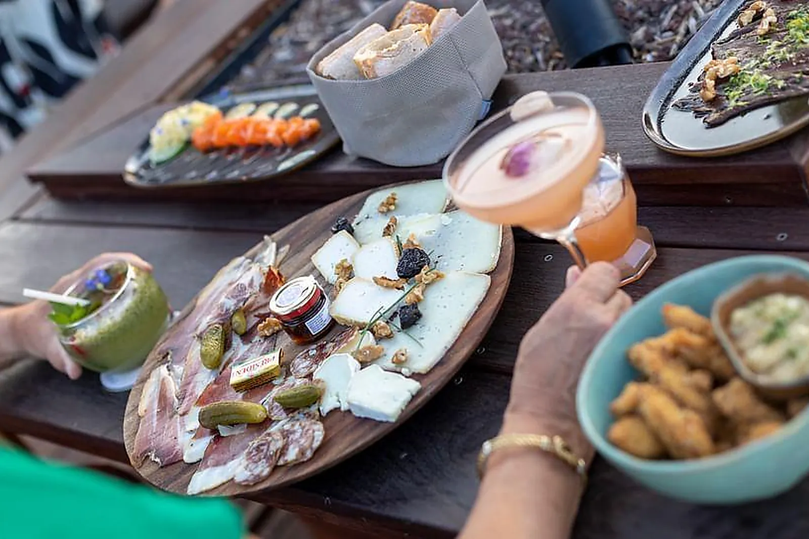 Lieux événementiels, HÔTEL L'ACQUALE****