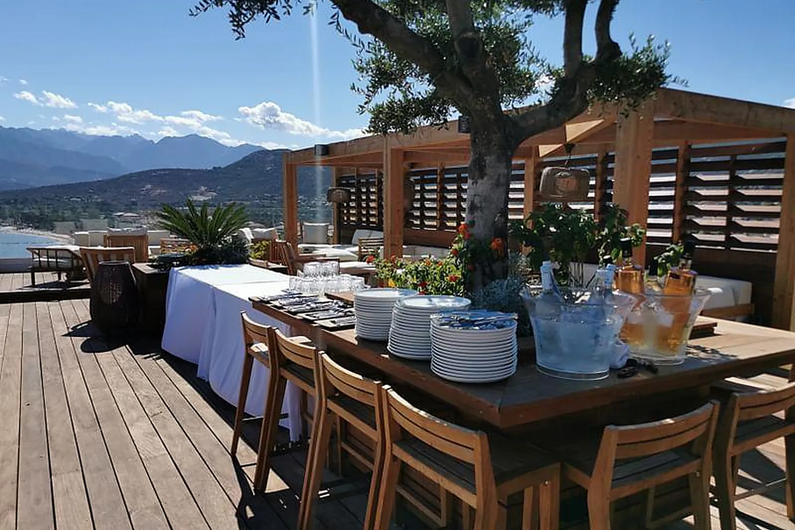 Lieux événementiels, HÔTEL L'ACQUALE****