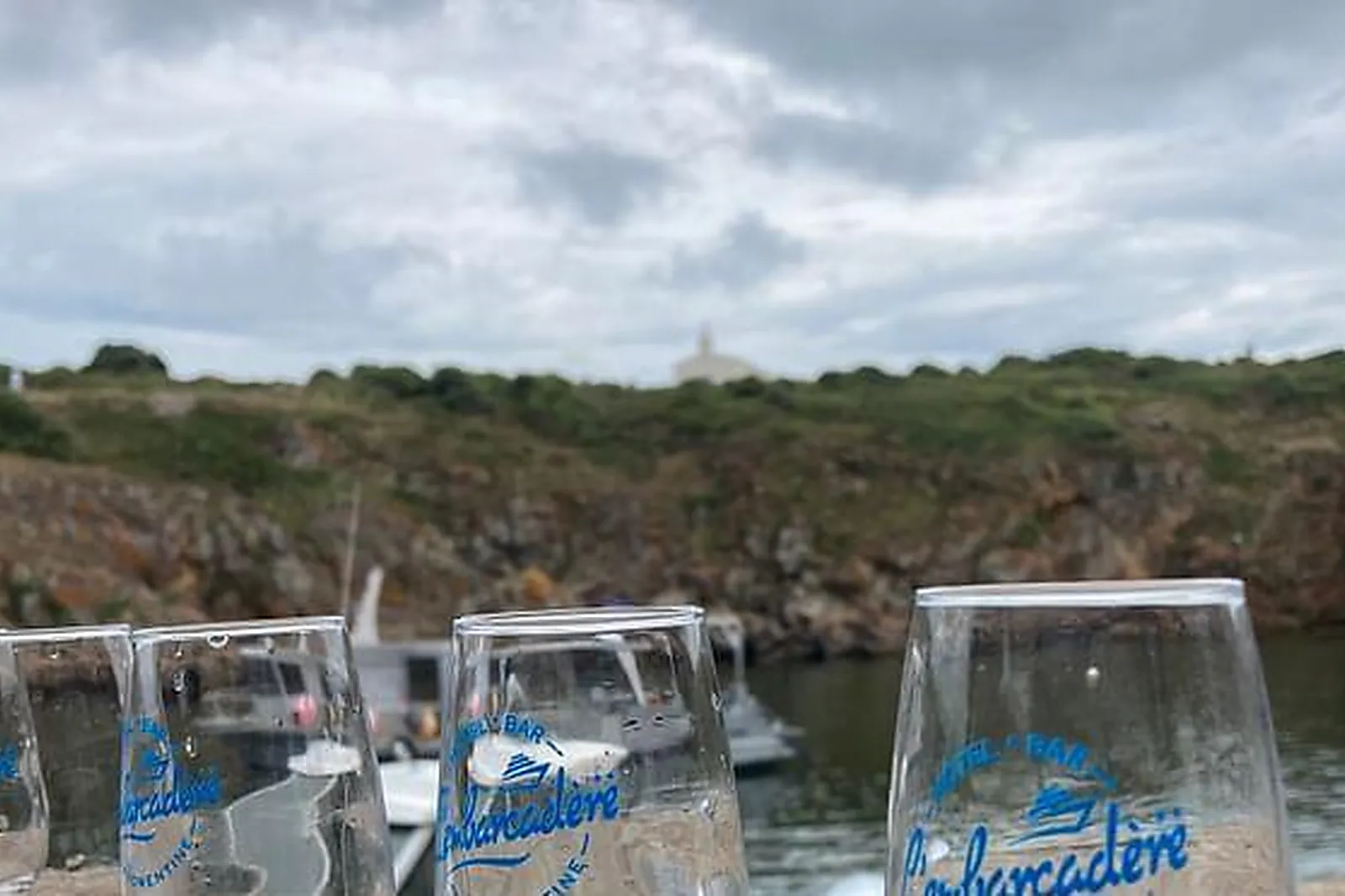 Lieux événementiels, HÔTEL L'EMBARCADÈRE**