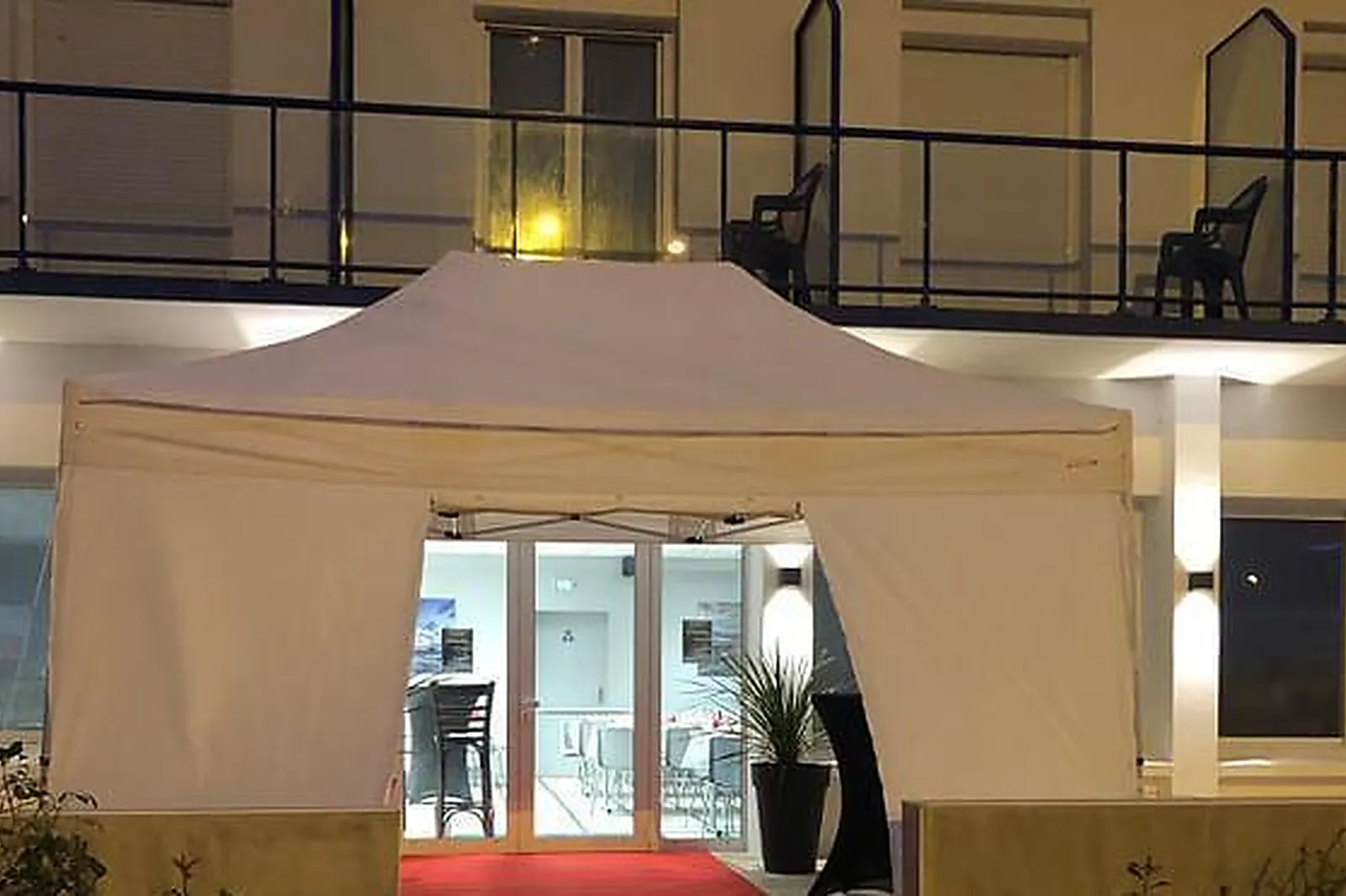 Lieux événementiels, HÔTEL L'EMBARCADÈRE**