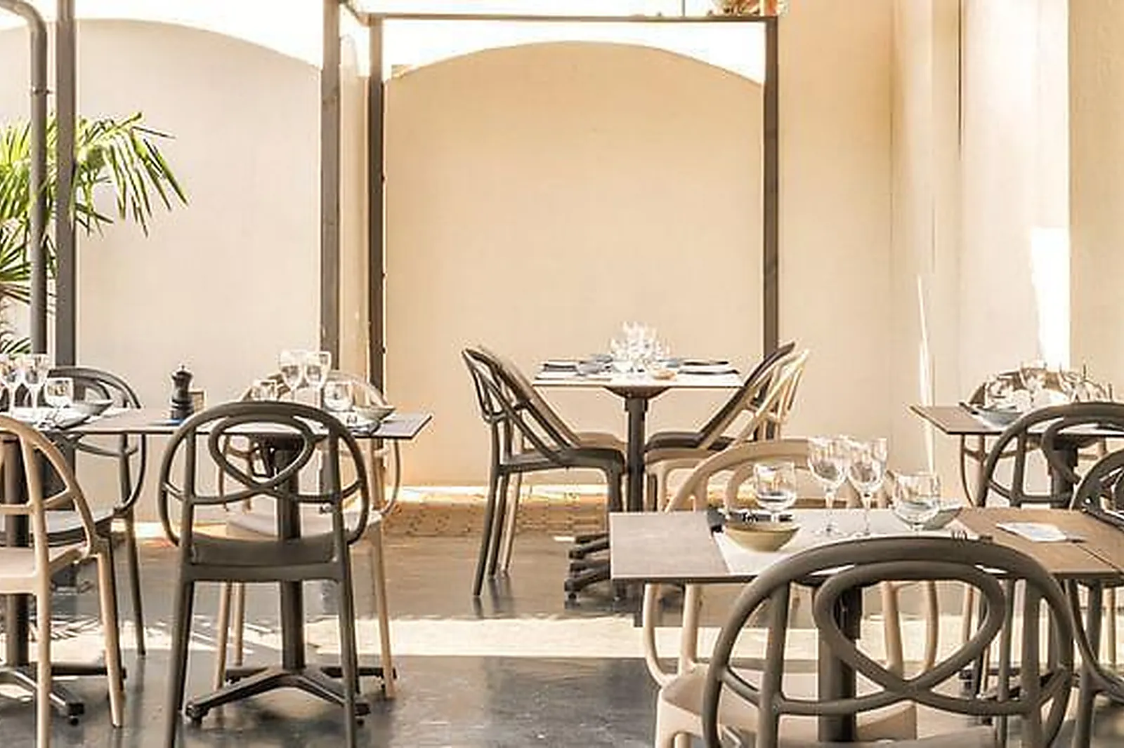 Lieux événementiels, HÔTEL L'INITIAL ****