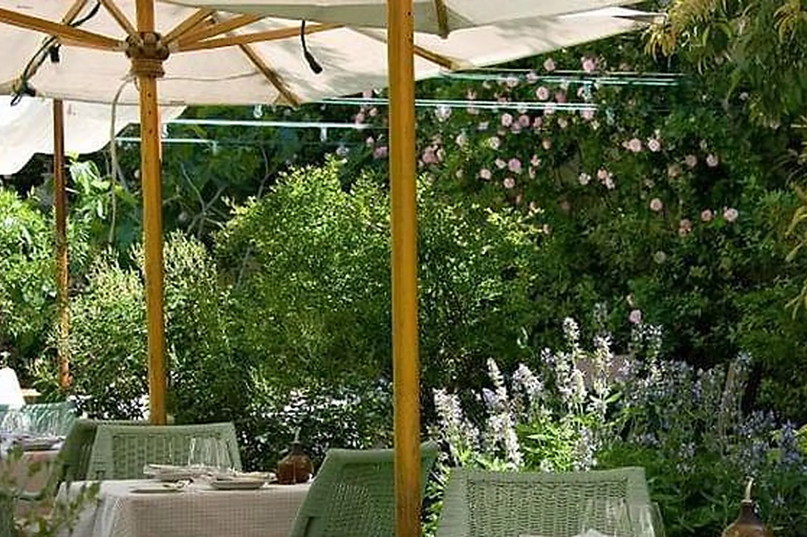 Lieux événementiels, HÔTEL LA MIRANDE *****