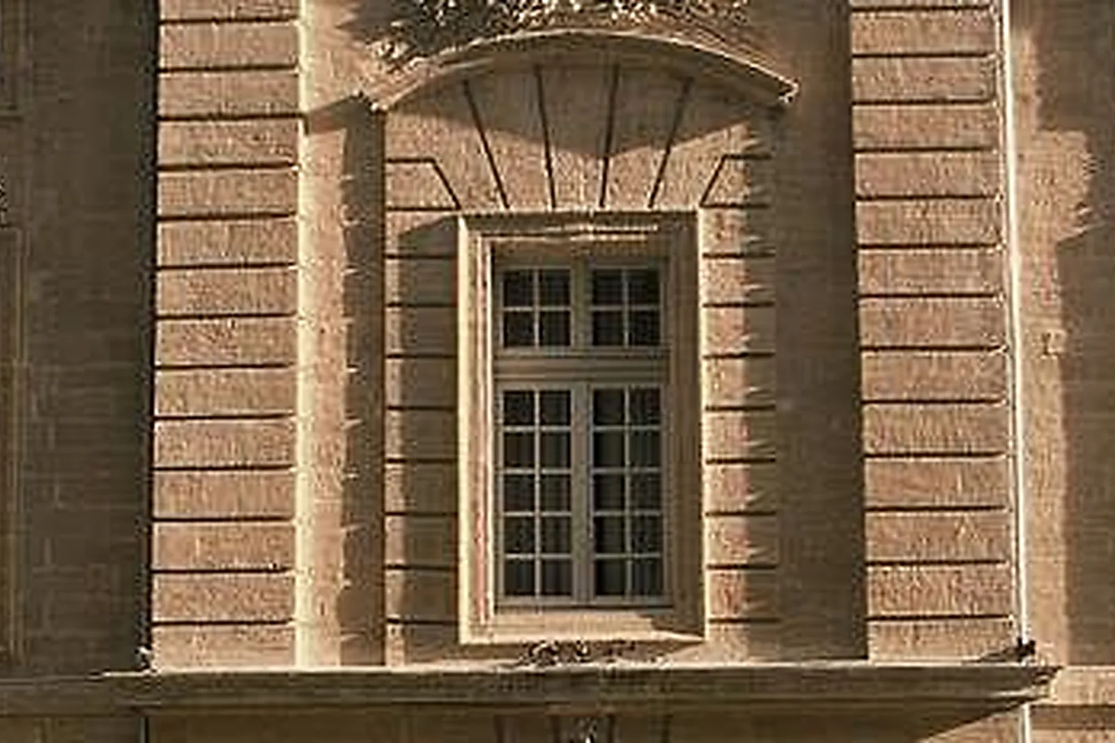 Lieux événementiels, HÔTEL LA MIRANDE *****