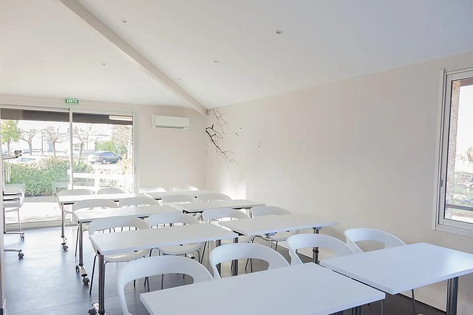 Lieux événementiels, HÔTEL LA QUIETAT