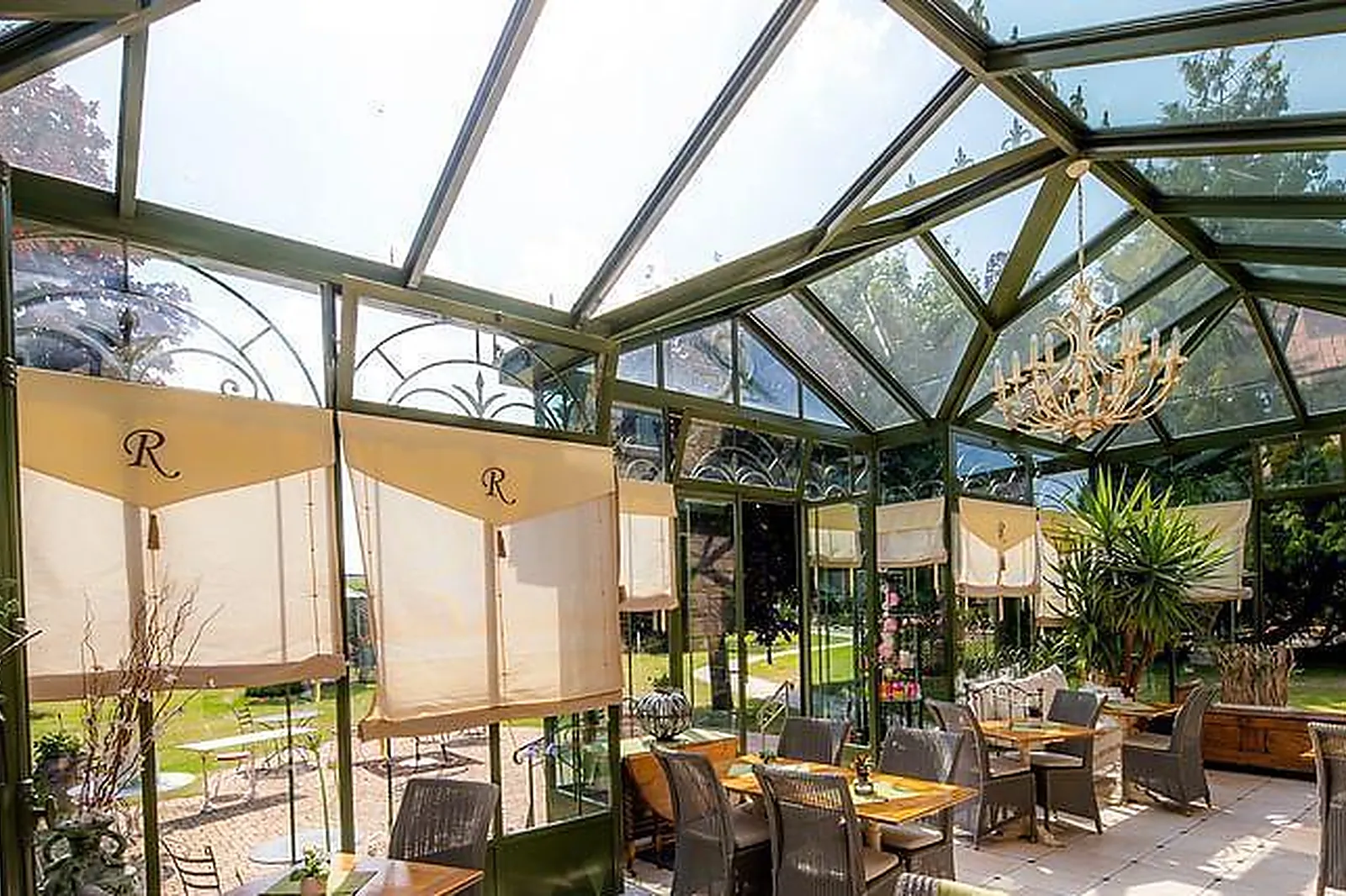 Lieux événementiels, DOMAINE DES ABBERTS***