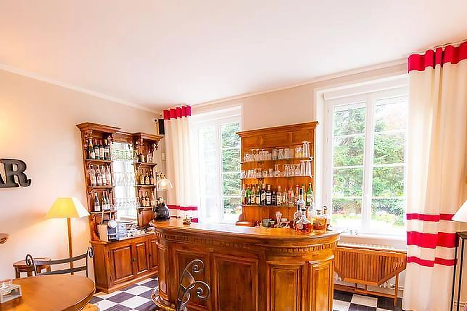 Lieux événementiels, DOMAINE DES ABBERTS***