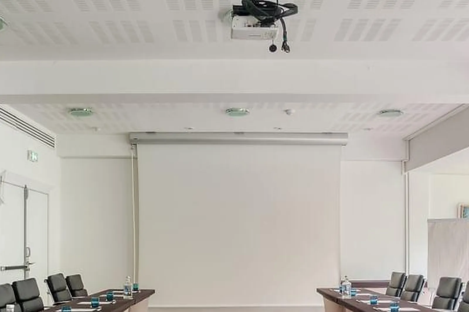 Lieux événementiels, HÔTEL LA VAGUE DE SAINT PAUL****