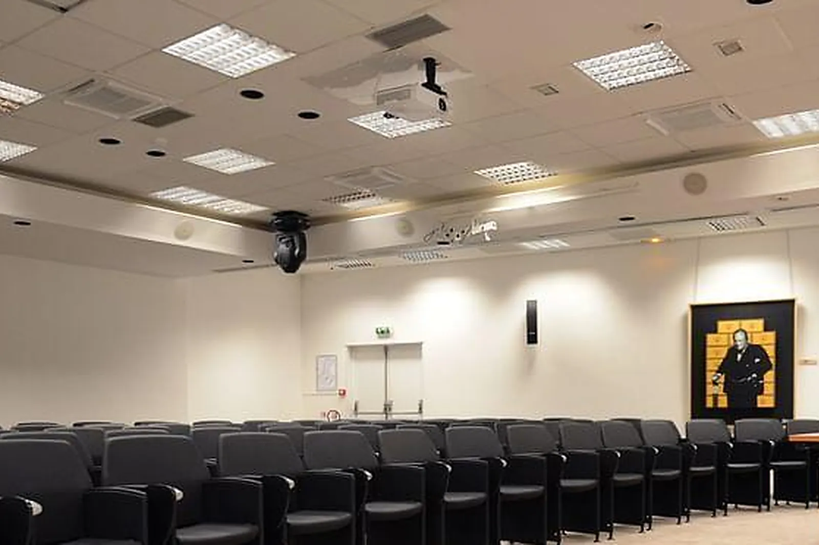 Lieux événementiels, HÔTEL LA VAGUE DE SAINT PAUL****