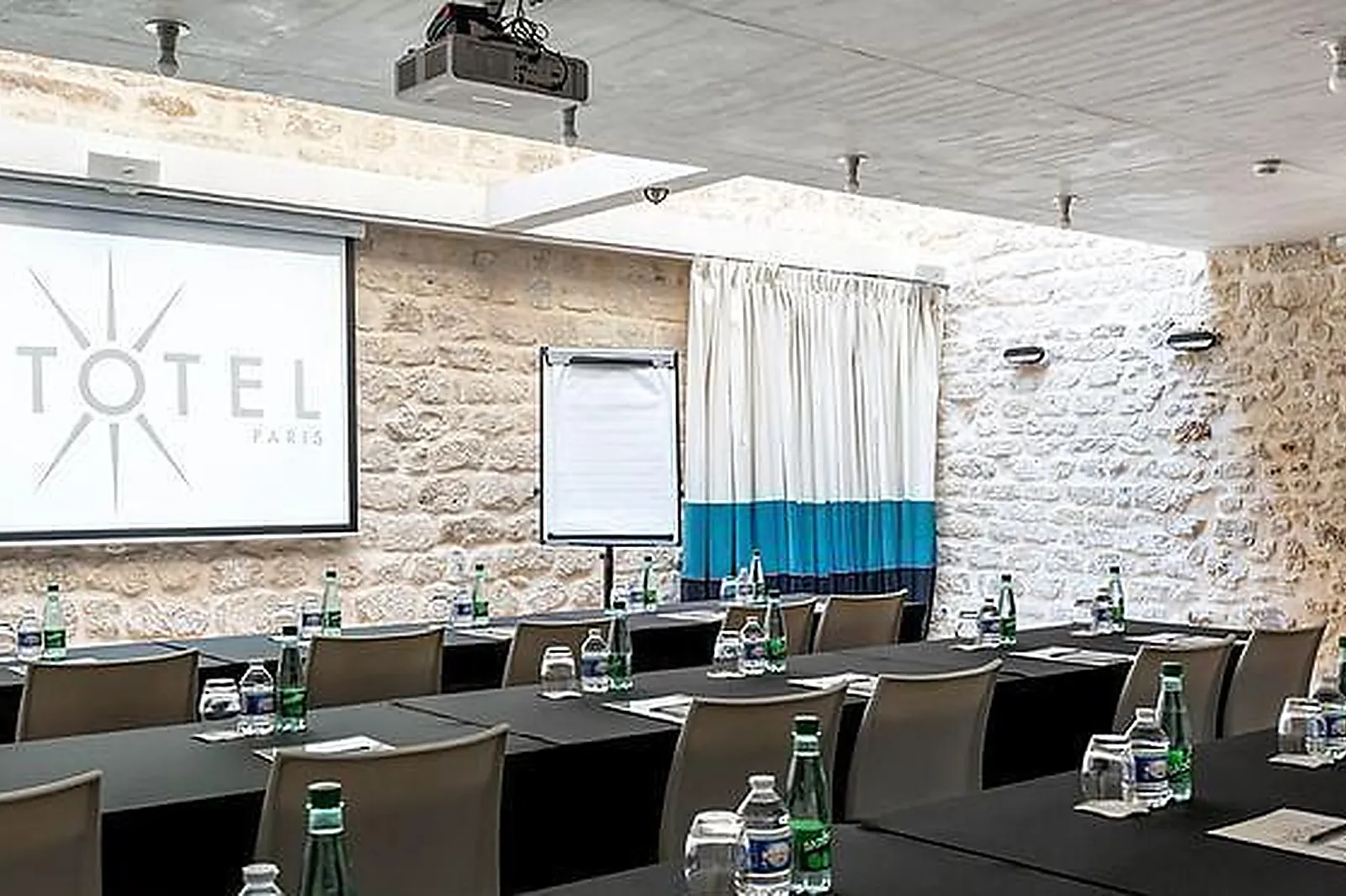 Lieux événementiels, HÔTEL LE 123 SEBASTOPOL**** - SALLE DE SÉMINAIRE