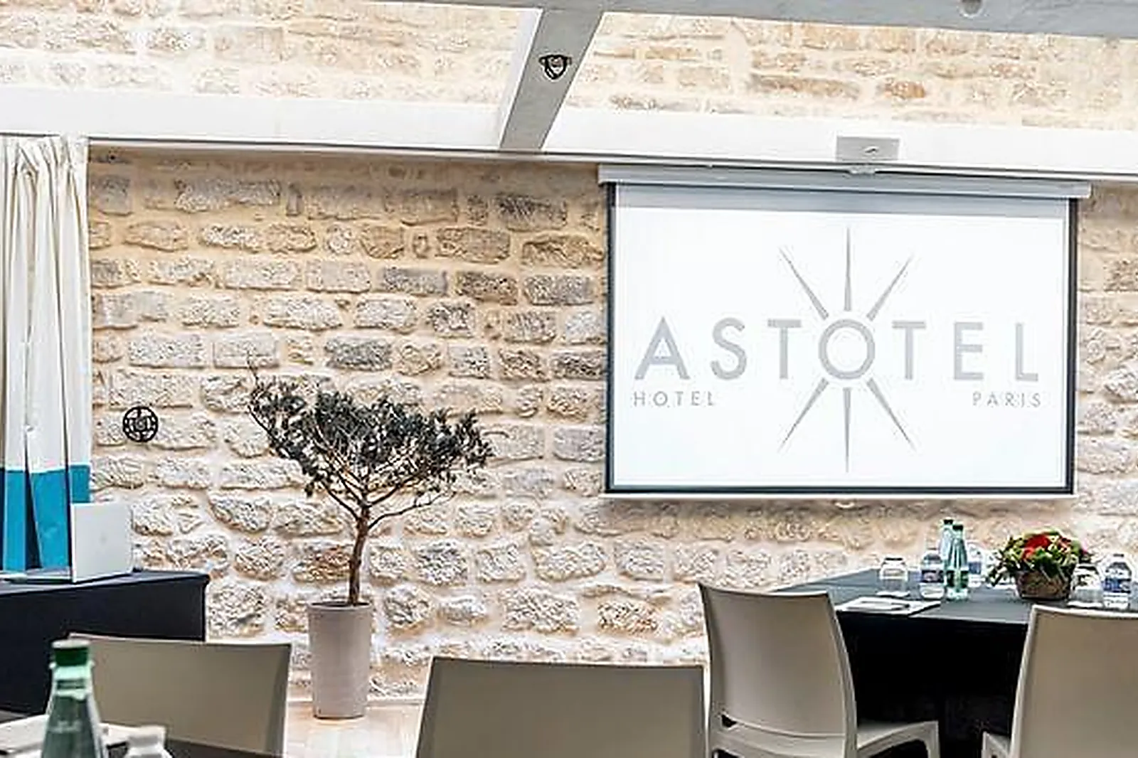 Lieux événementiels, HÔTEL LE 123 SEBASTOPOL**** - SALLE DE SÉMINAIRE