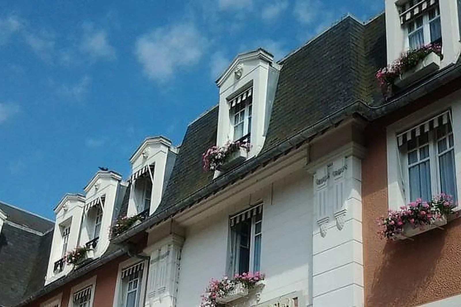 Lieux événementiels, HÔTEL LE LION D'OR ***