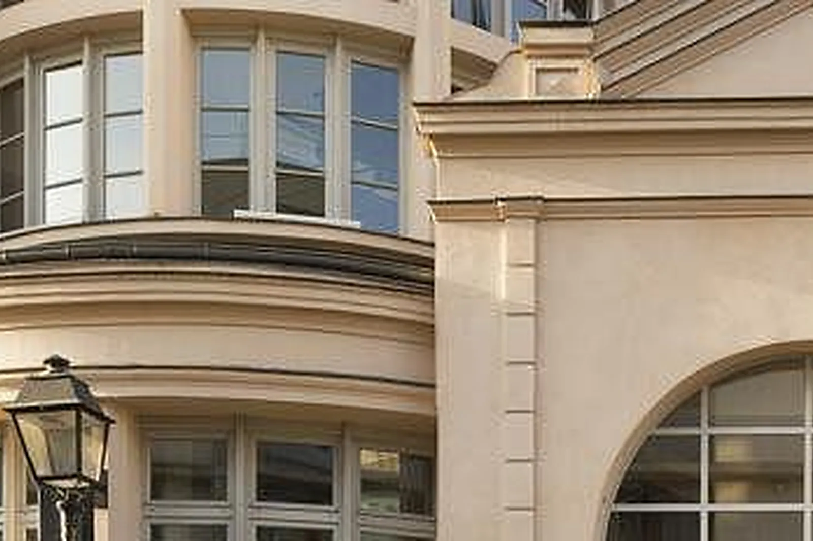 Lieux événementiels, HÔTEL LE M ****