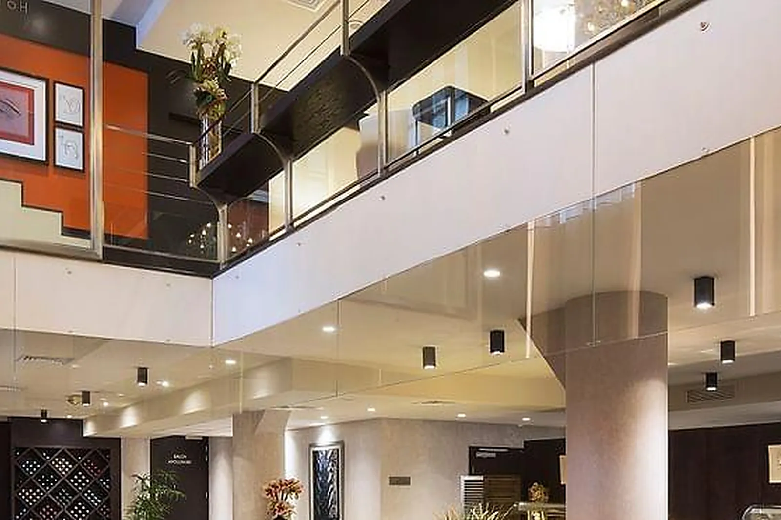 Lieux événementiels, HÔTEL LE M ****