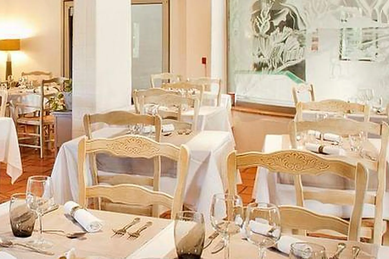 Lieux événementiels, HÔTEL LE MAS DES ECUREUILS ***