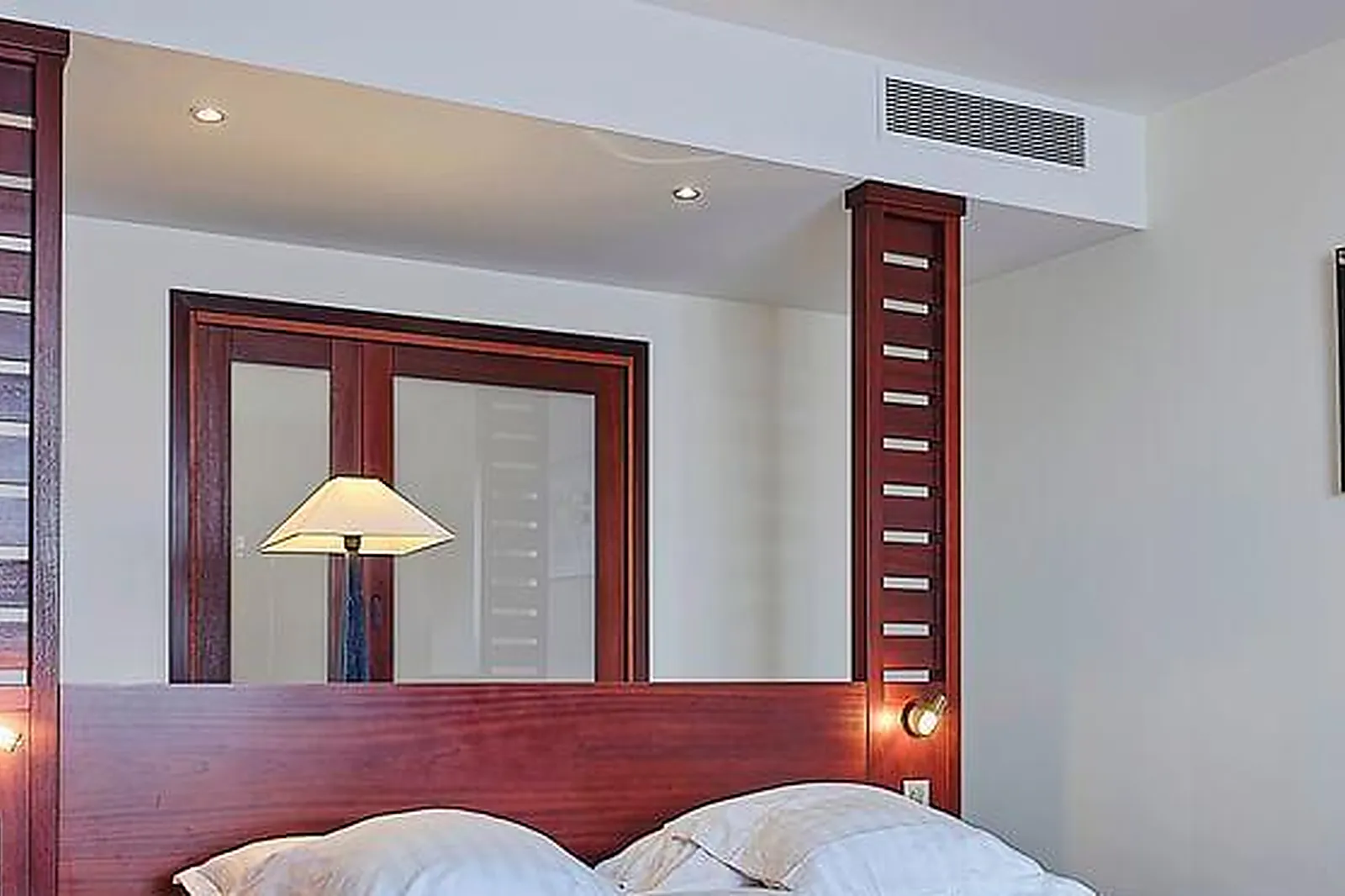 Lieux événementiels, CROWE FIDELIO