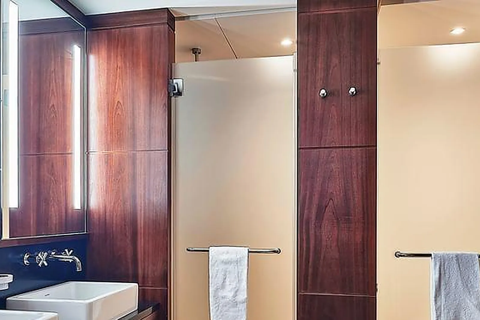 Lieux événementiels, CROWE FIDELIO