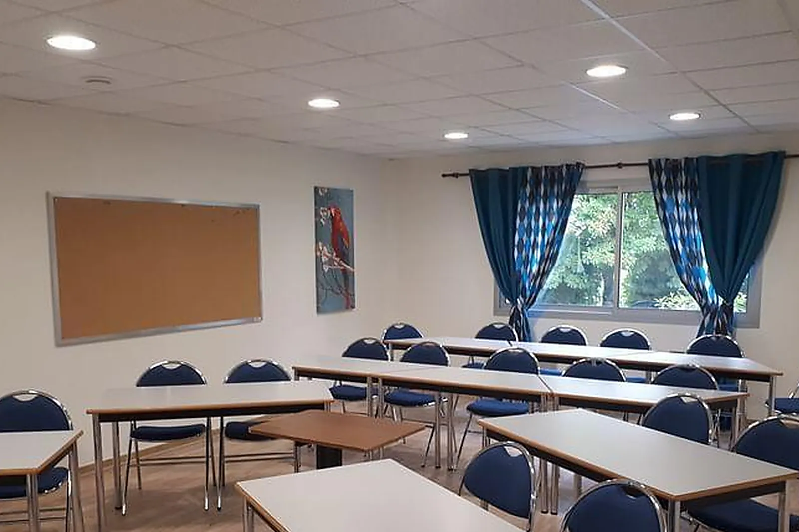 Lieux événementiels, HÔTEL LE MONT BROUILLY**