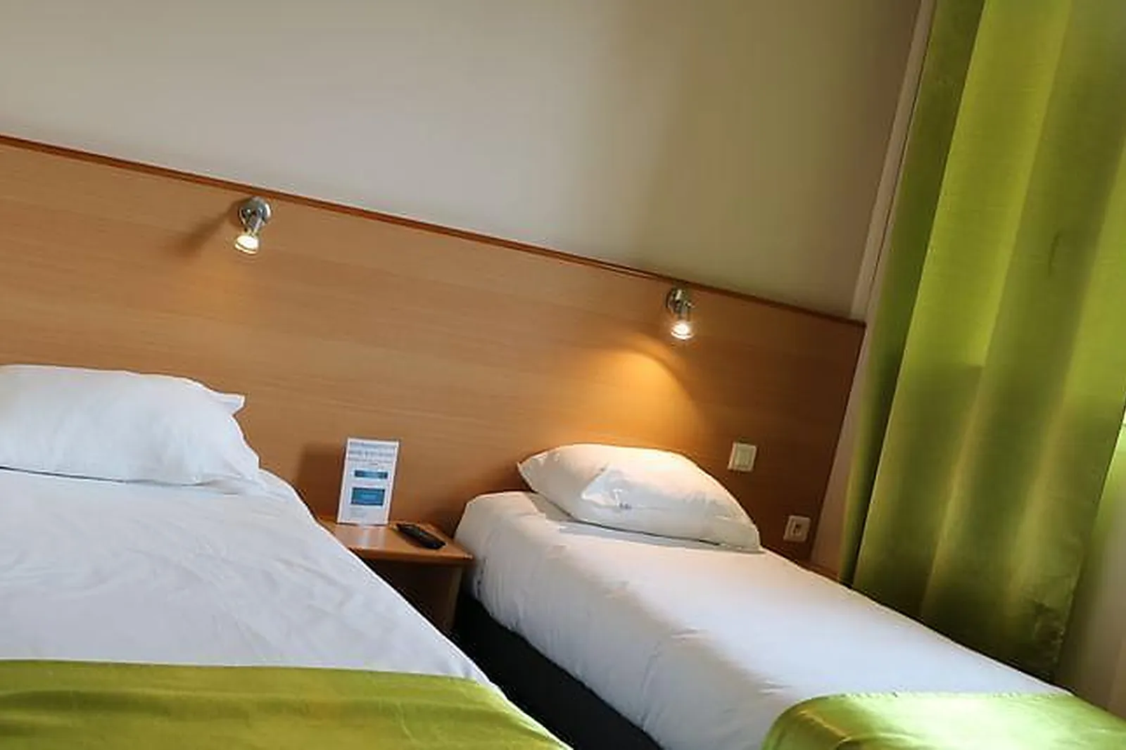 Lieux événementiels, TOPOS LOUISE