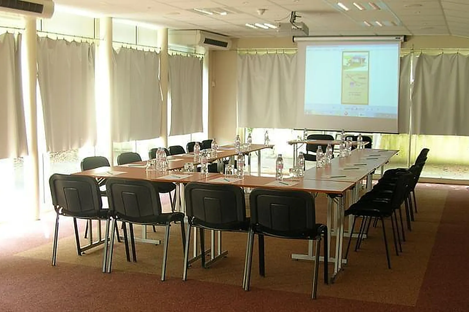 Lieux événementiels, TOPOS LOUISE