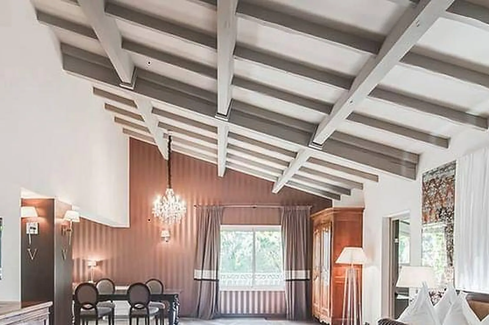 Lieux événementiels, HÔTEL LE VALLON DE VALRUGUES & SPA *****