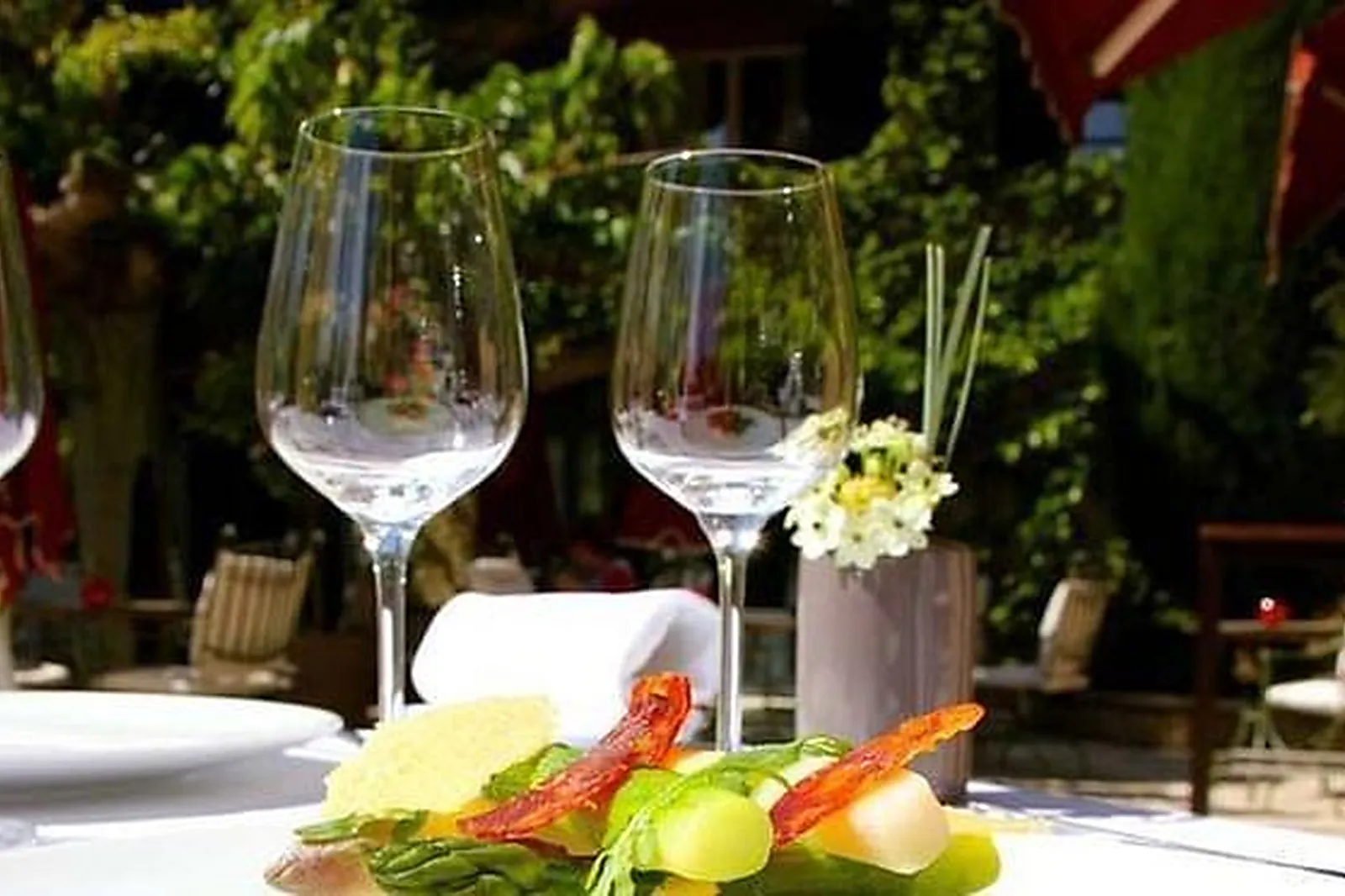 Lieux événementiels, HÔTEL LE VALLON DE VALRUGUES & SPA *****