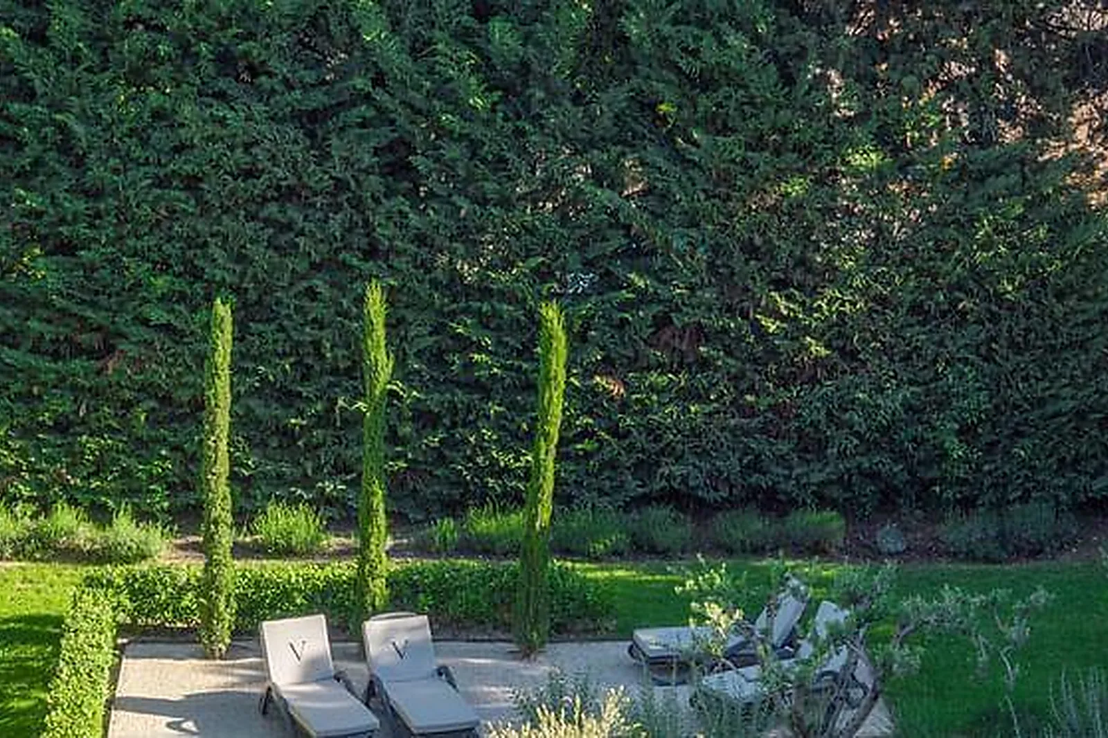 Lieux événementiels, HÔTEL LE VALLON DE VALRUGUES & SPA *****