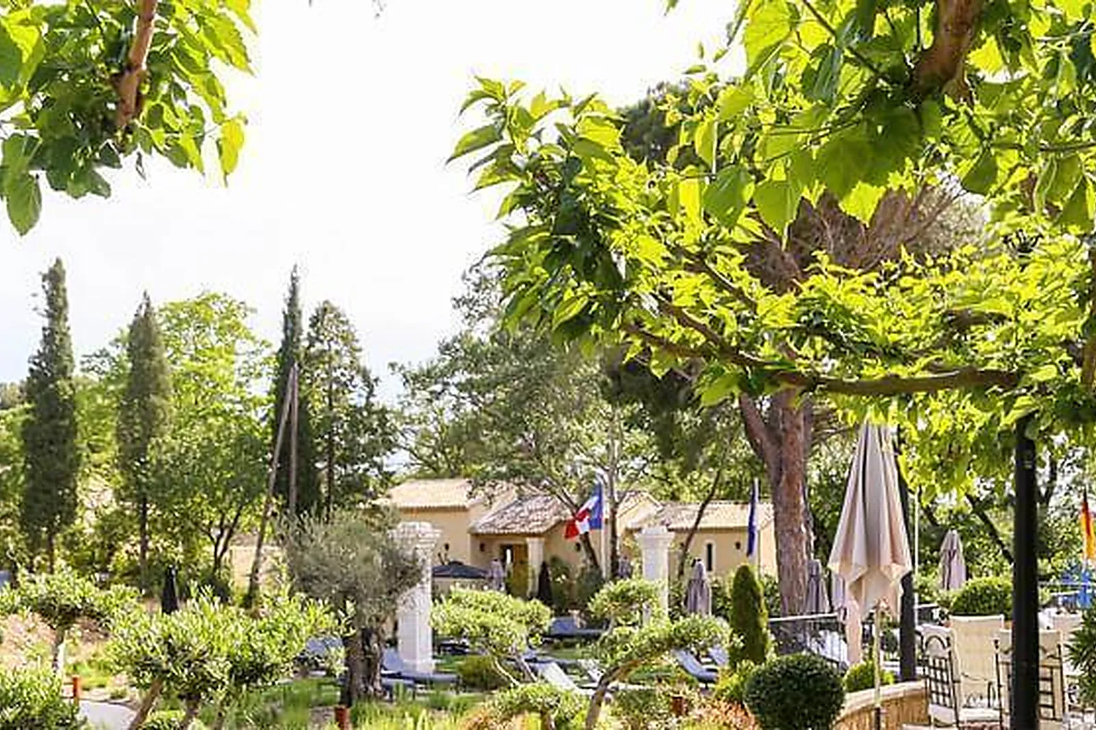 Lieux événementiels, HÔTEL LE VALLON DE VALRUGUES & SPA *****