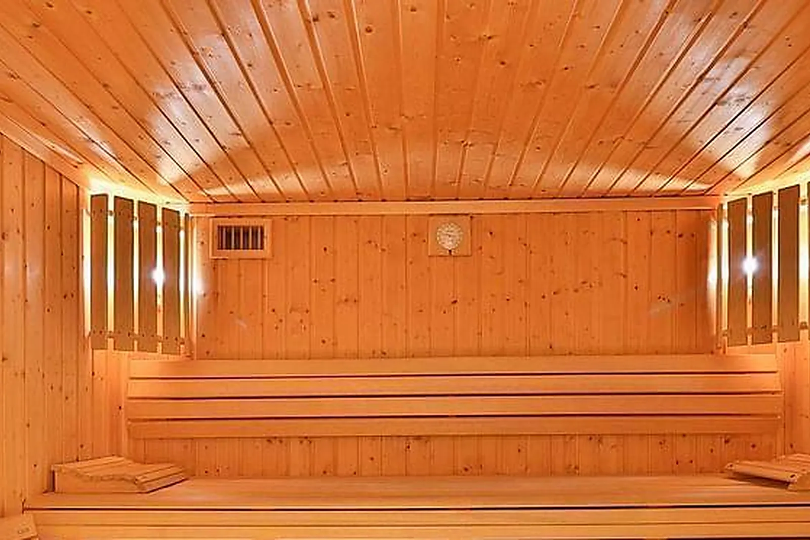 Lieux événementiels, HÔTEL** LES ESSARTS