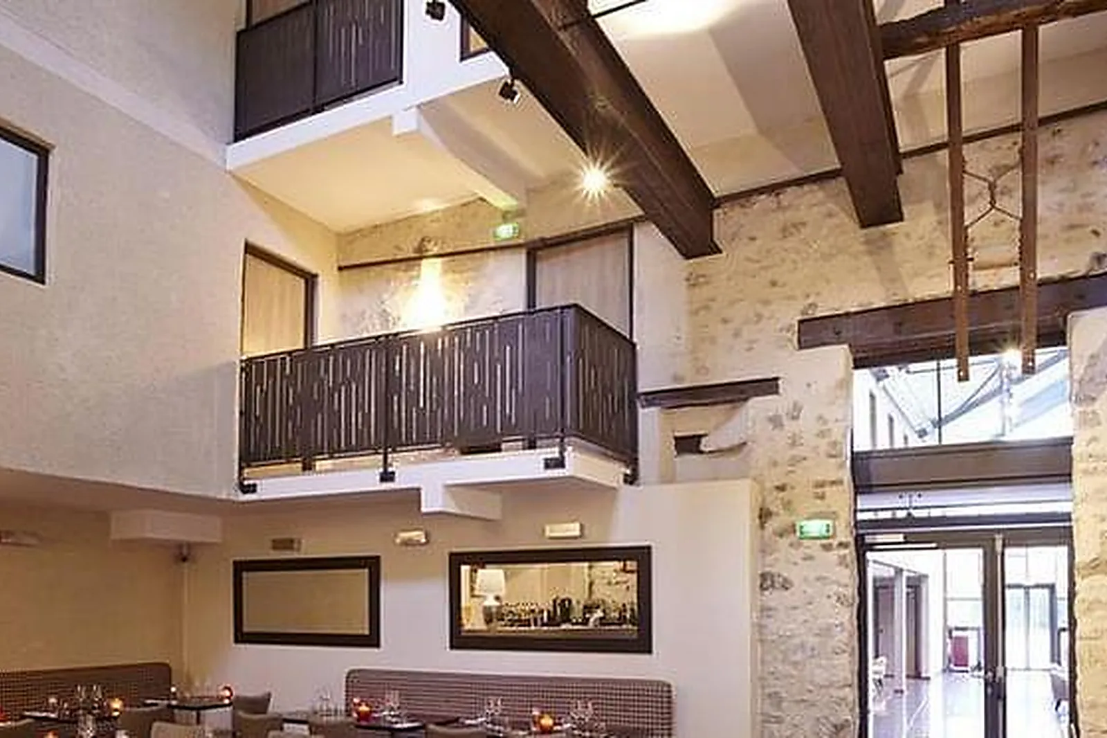 Lieux événementiels, HÔTEL LES HERBES FOLLES ****