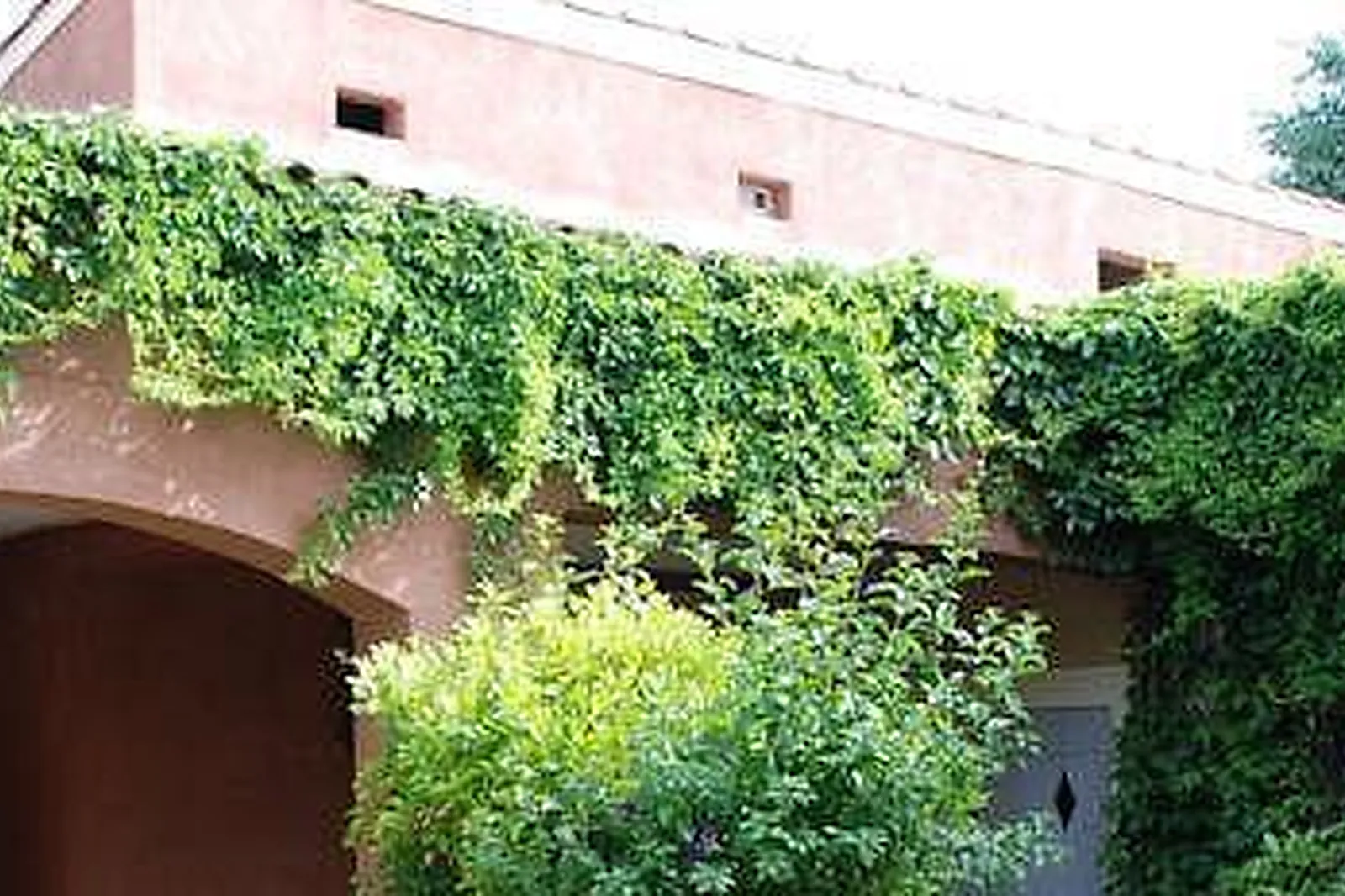 Lieux événementiels, HÔTEL LES JARDINS DE CASSIS ***