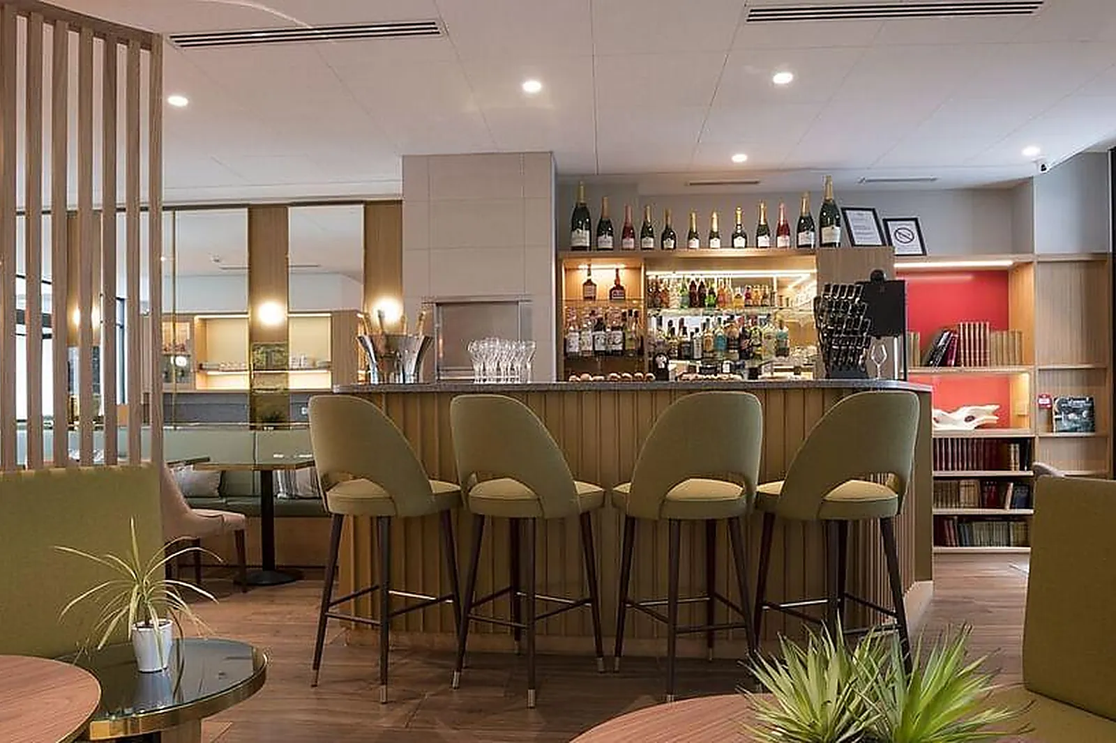 Lieux événementiels, HÔTEL LES JARDINS DE MADEMOISELLE ****