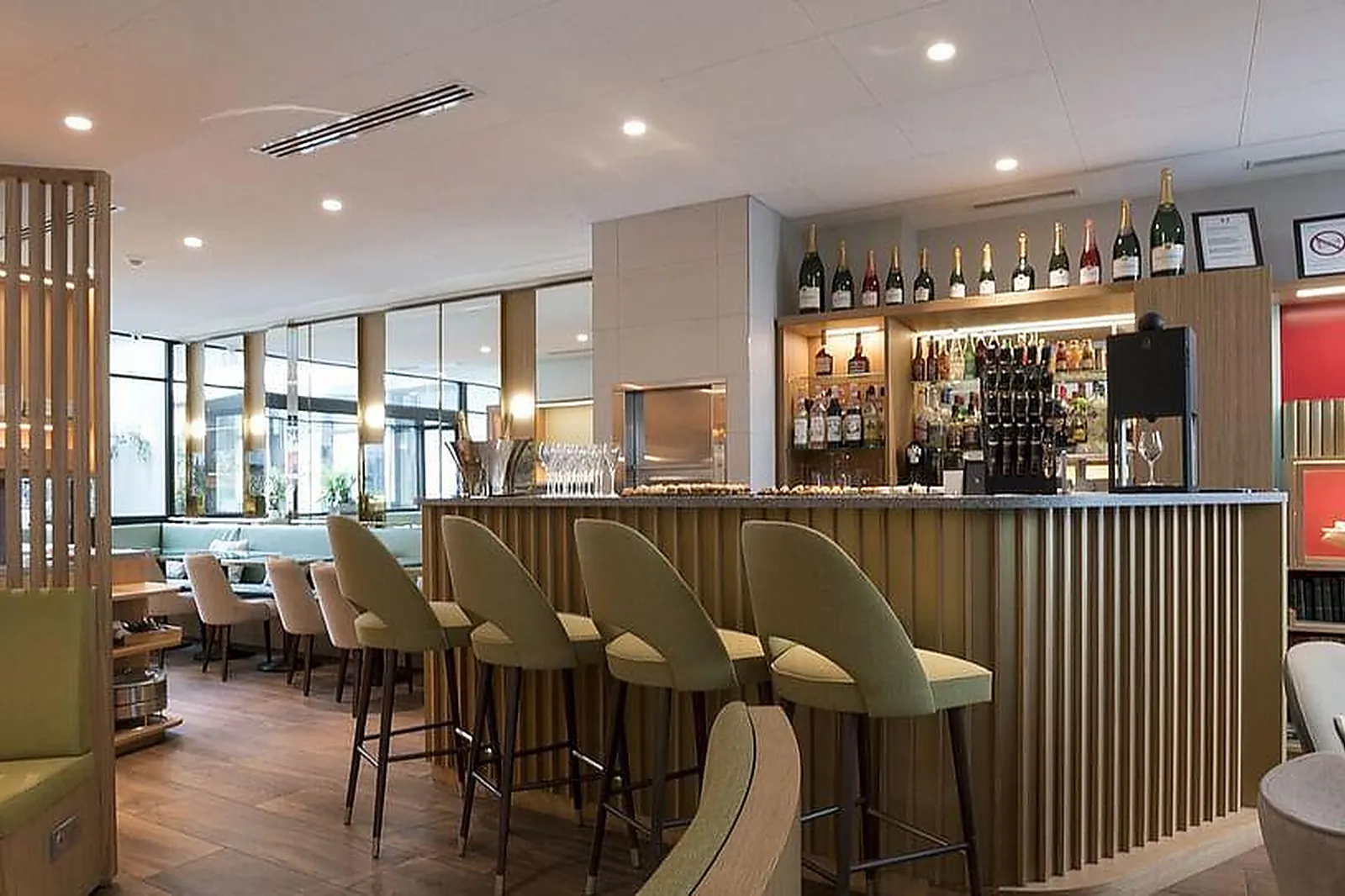 Lieux événementiels, HÔTEL LES JARDINS DE MADEMOISELLE ****