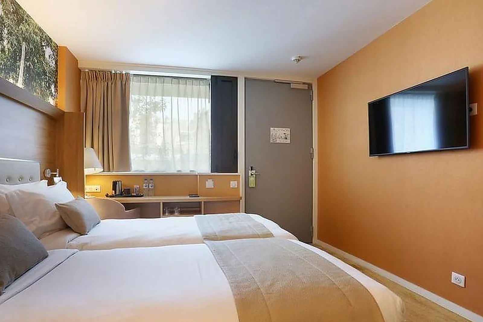 Lieux événementiels, HÔTEL LES JARDINS DE MADEMOISELLE ****