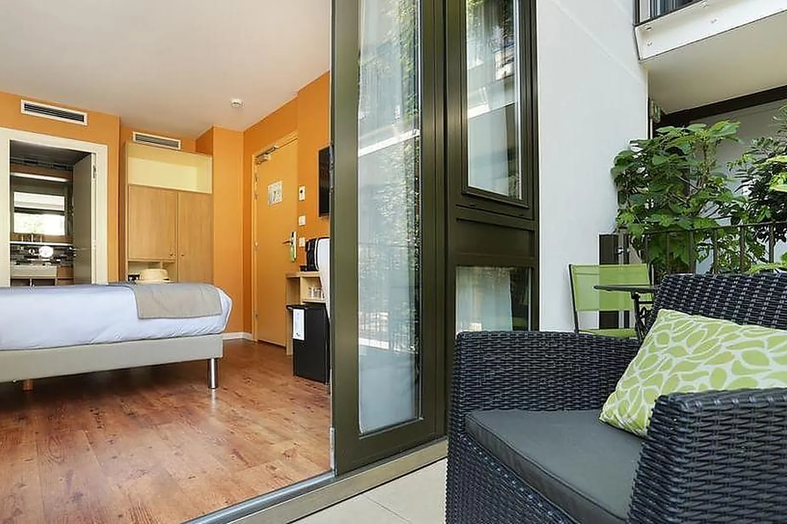 Lieux événementiels, HÔTEL LES JARDINS DE MADEMOISELLE ****