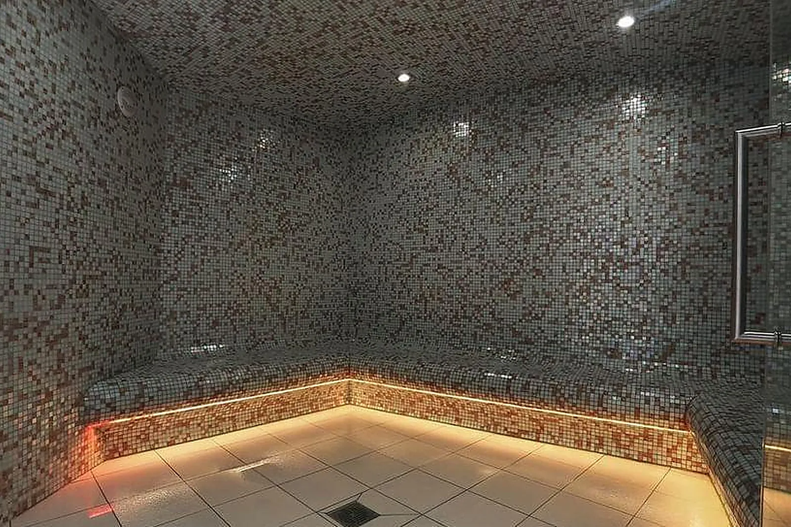 Lieux événementiels, HÔTEL LES JARDINS DE MADEMOISELLE ****