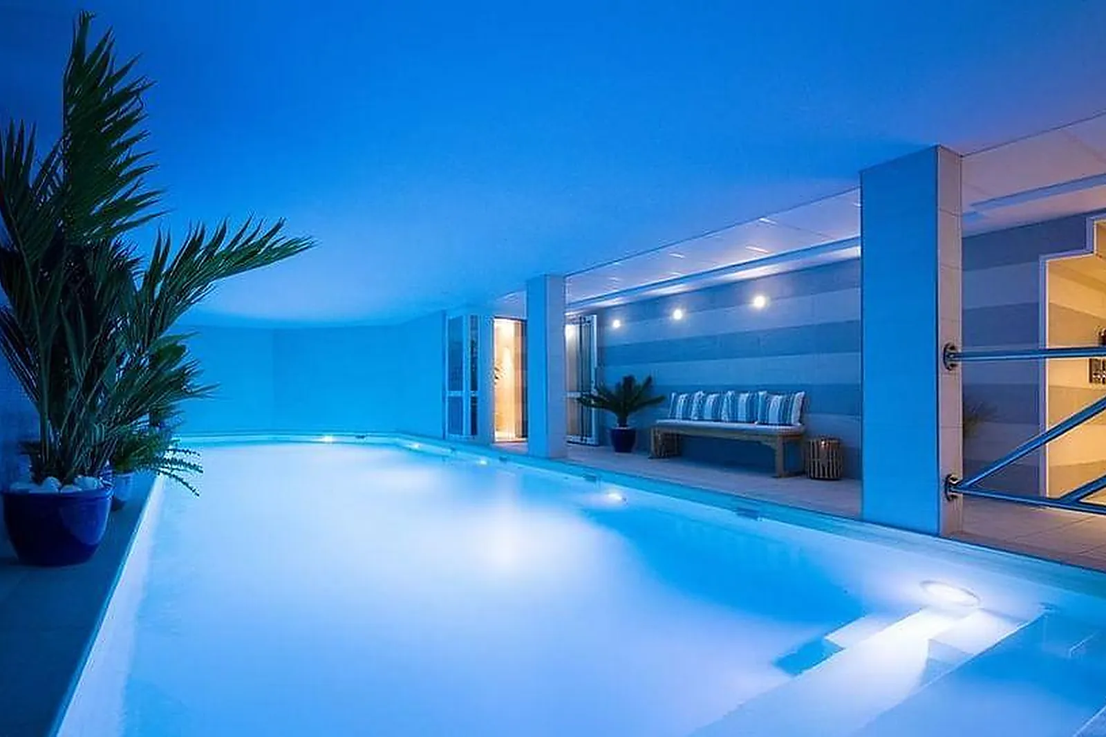 Lieux événementiels, HÔTEL LES JARDINS DE MADEMOISELLE ****