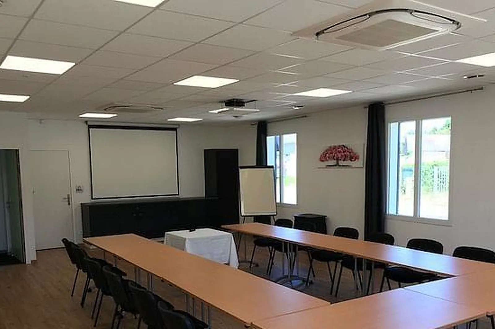 Lieux événementiels, HÔTEL LES QUATRE SALINES BAIE DU MONT SAINT MICHEL SUD