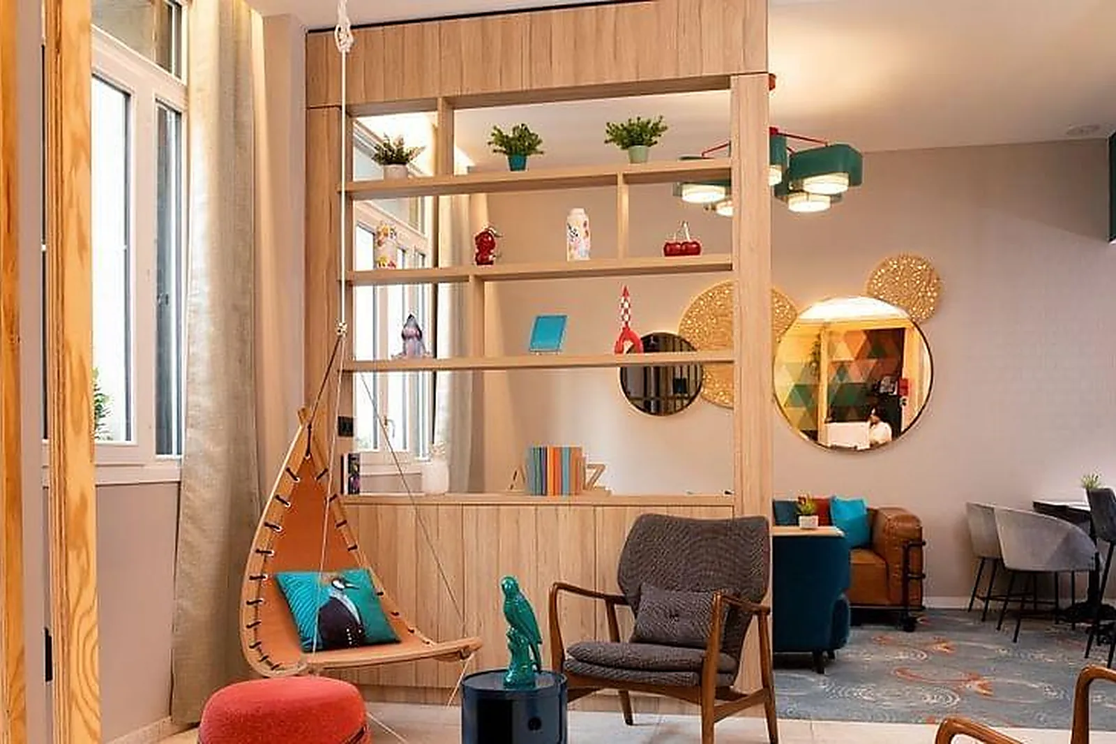 Lieux événementiels, HÔTEL LOCOMO