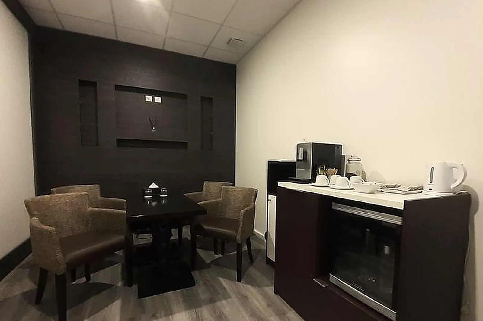 Lieux événementiels, HÔTEL LOCOMO