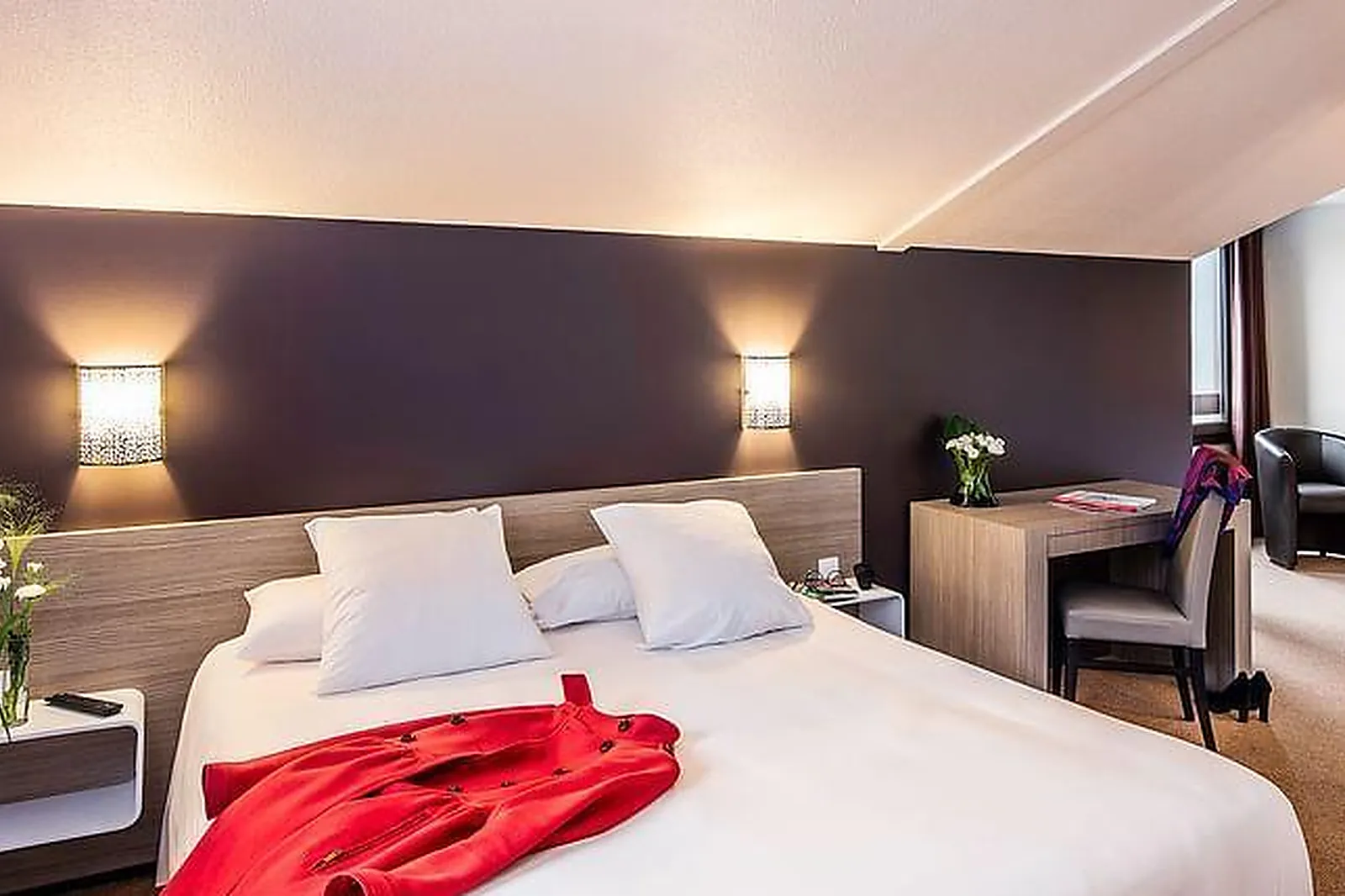 Lieux événementiels, HÔTEL L'ACQUALE****