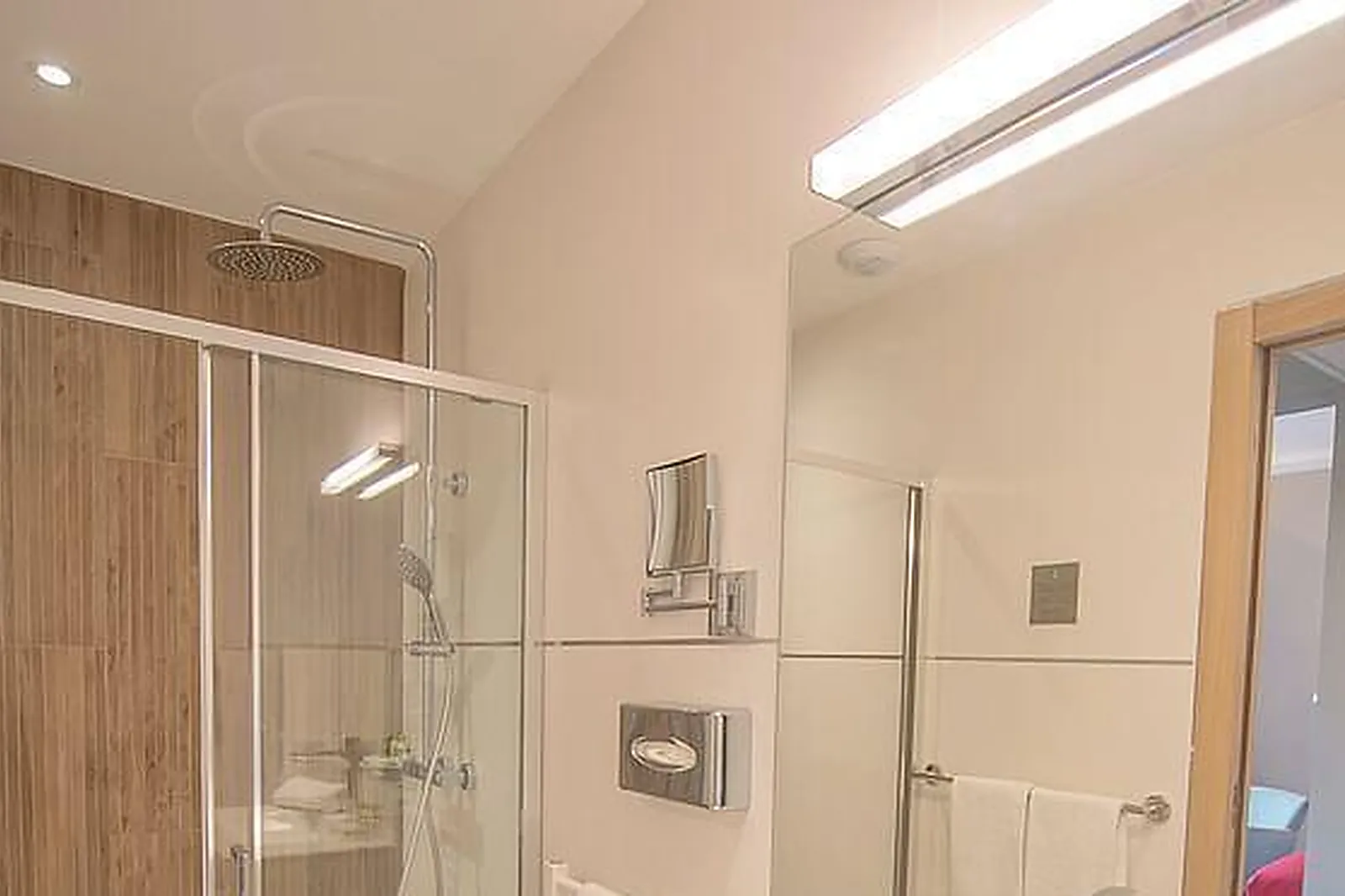 Lieux événementiels, HÔTEL LOU CASTELET ****