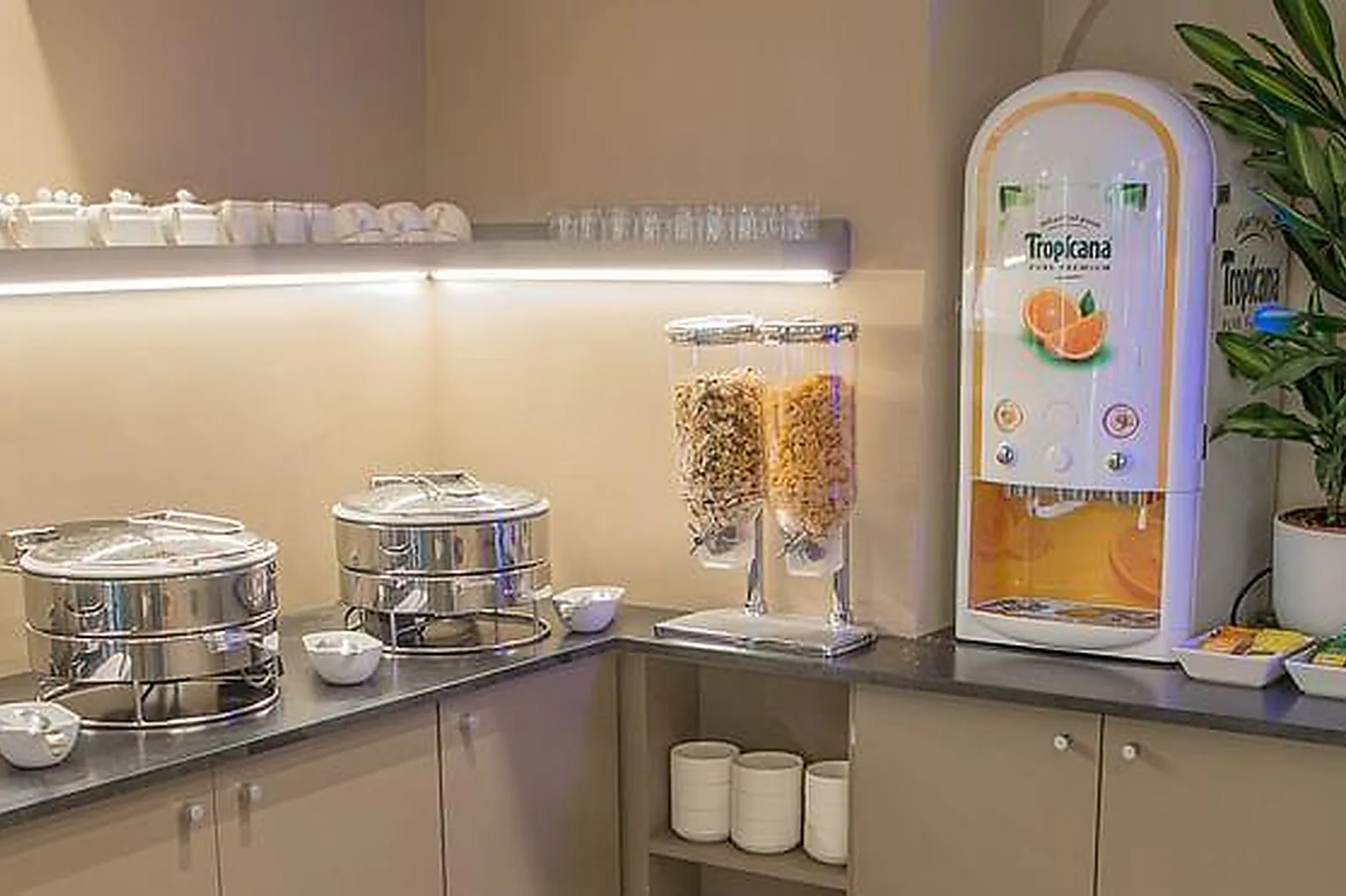 Lieux événementiels, HÔTEL LOU CASTELET ****