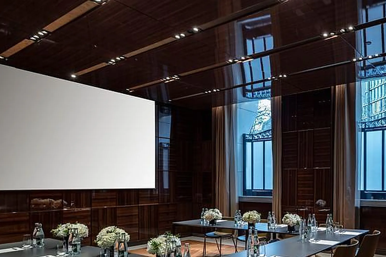 Lieux événementiels, HÔTEL LUTETIA PARIS*****