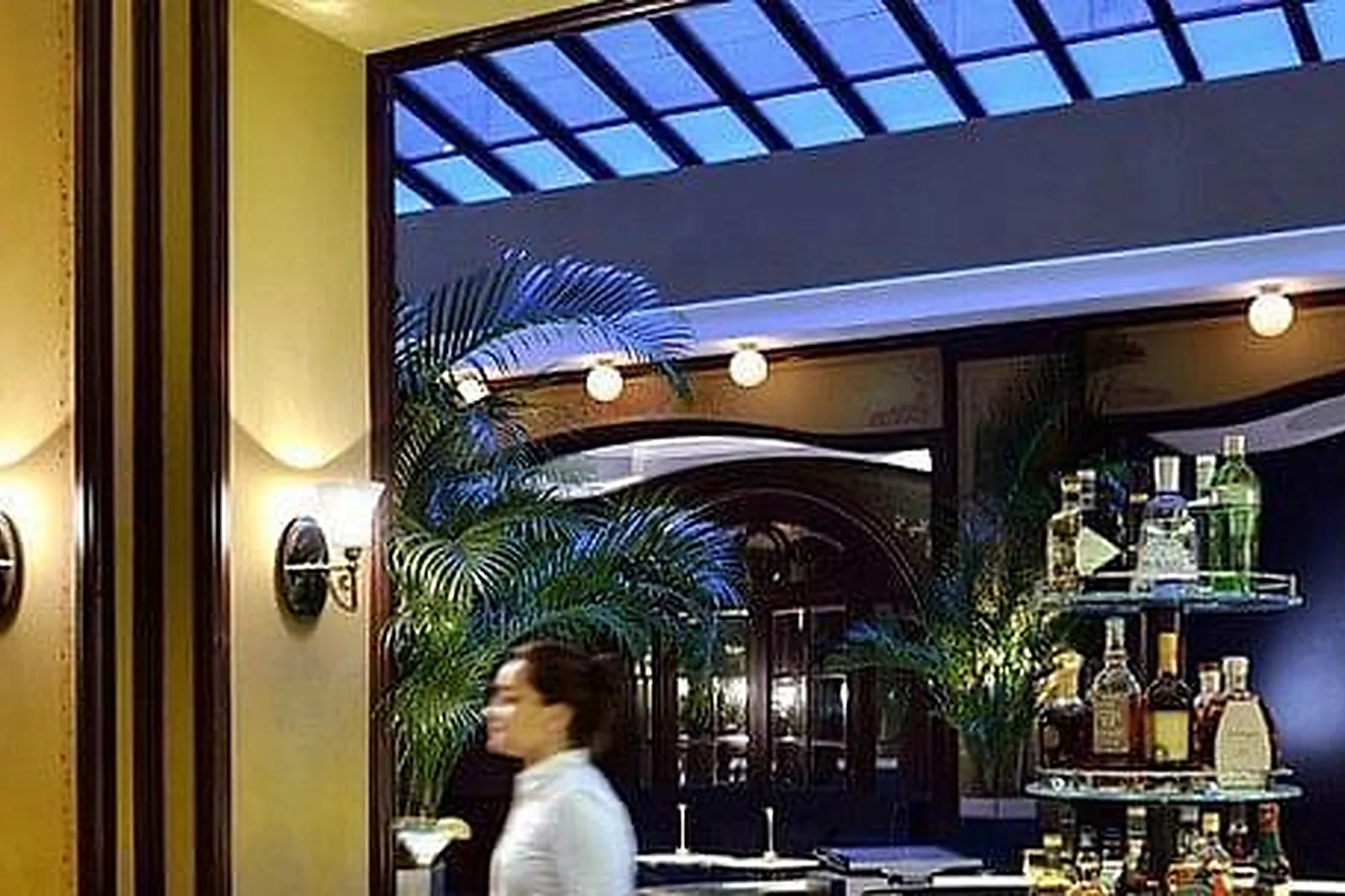 Lieux événementiels, HÔTEL L'ÉCHIQUIER OPÉRA PARIS ****