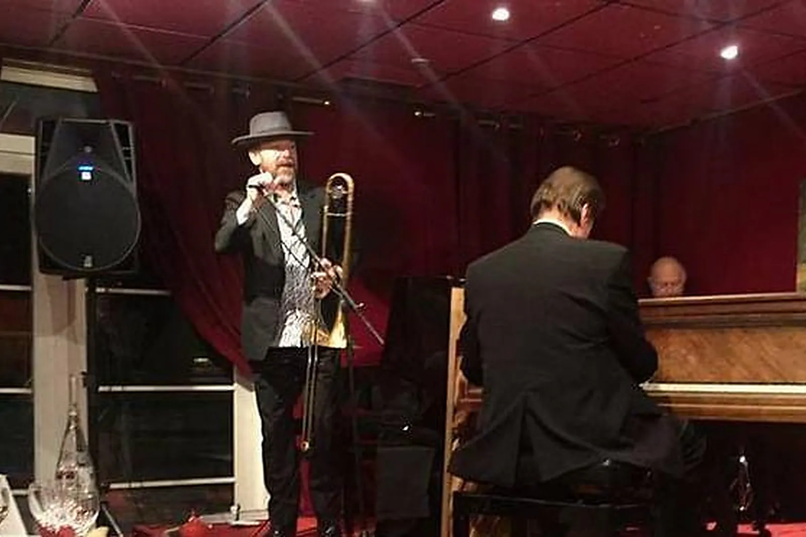 Lieux événementiels, HÔTEL LÉONARD DE VINCI ***