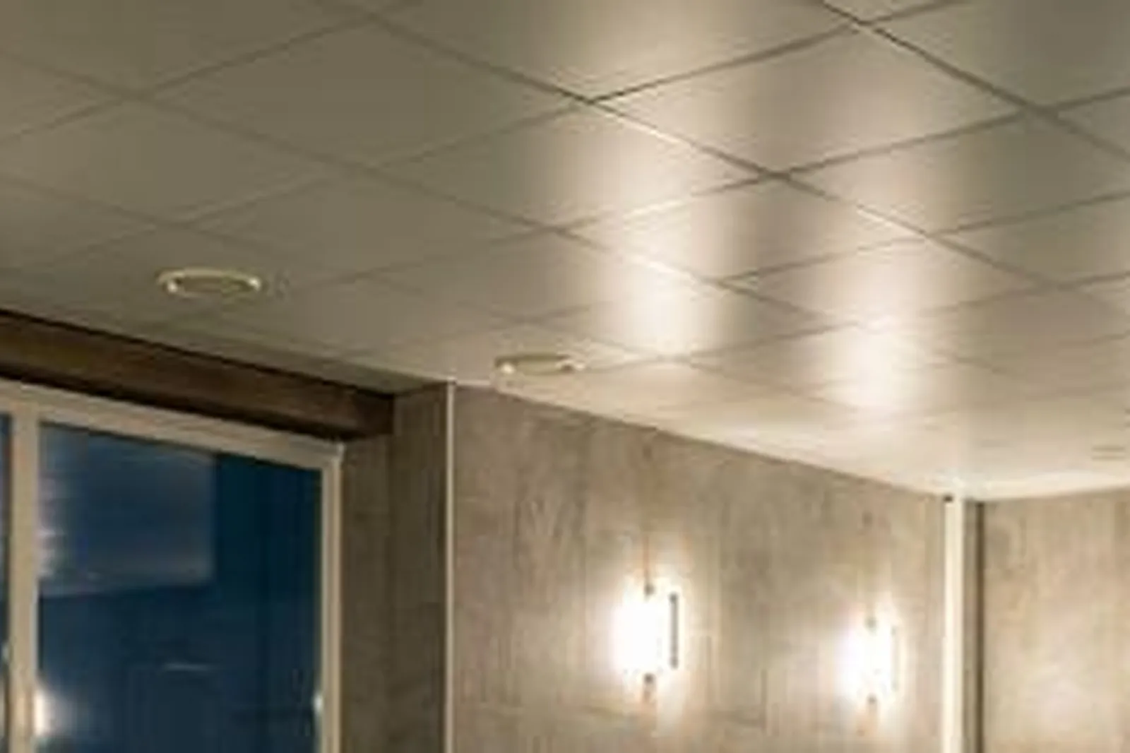 Lieux événementiels, HÔTEL LÉONARD DE VINCI ***