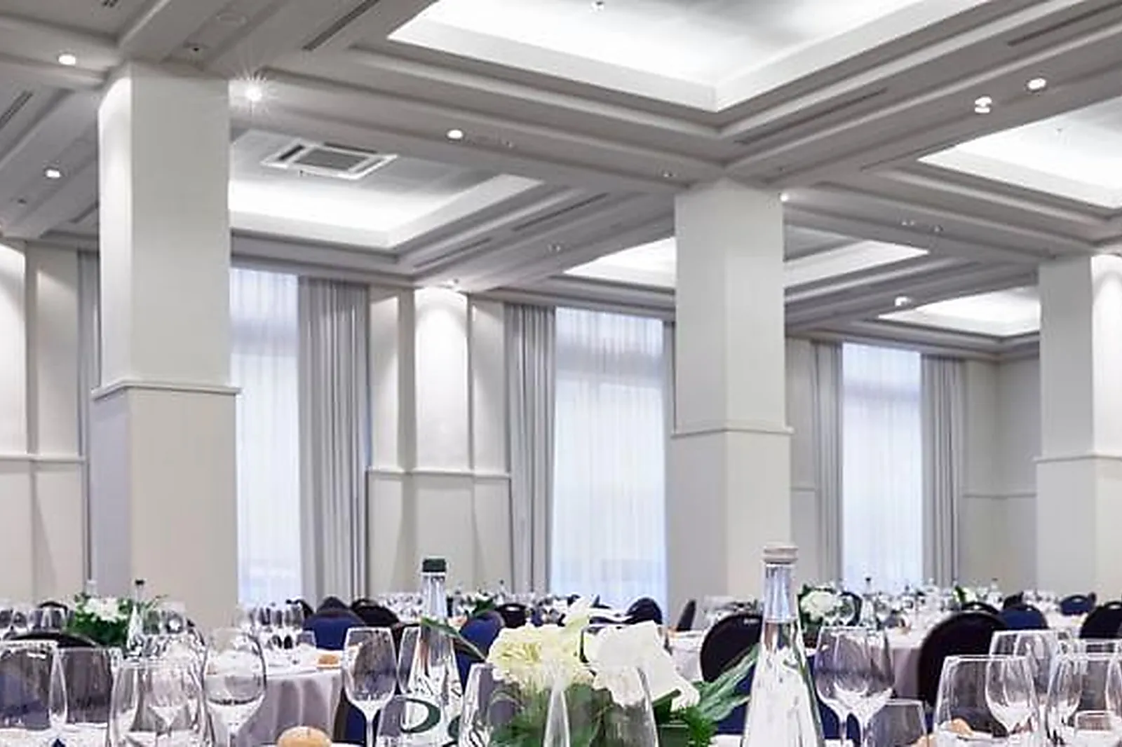 Lieux événementiels, HÔTEL MARTINEZ *****