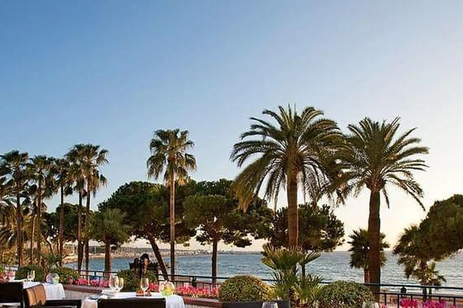 Lieux événementiels, HÔTEL MARTINEZ *****