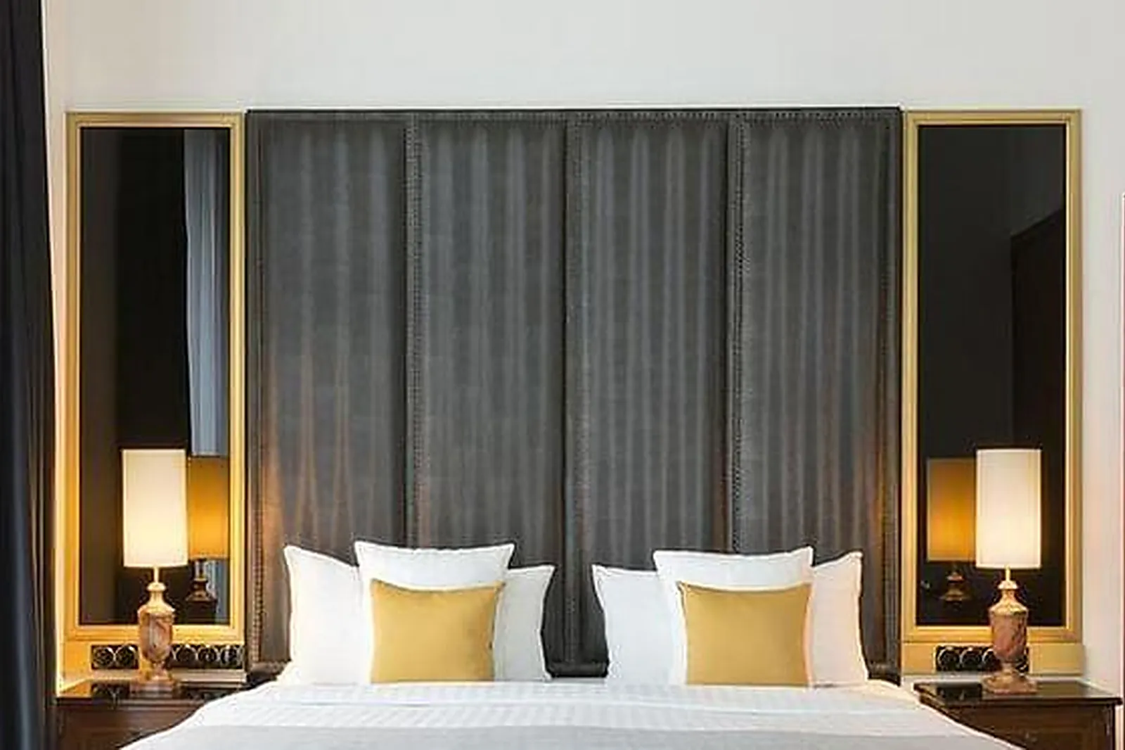 Lieux événementiels, HÔTEL MELIA PARIS CHAMPS ELYSÉES ****