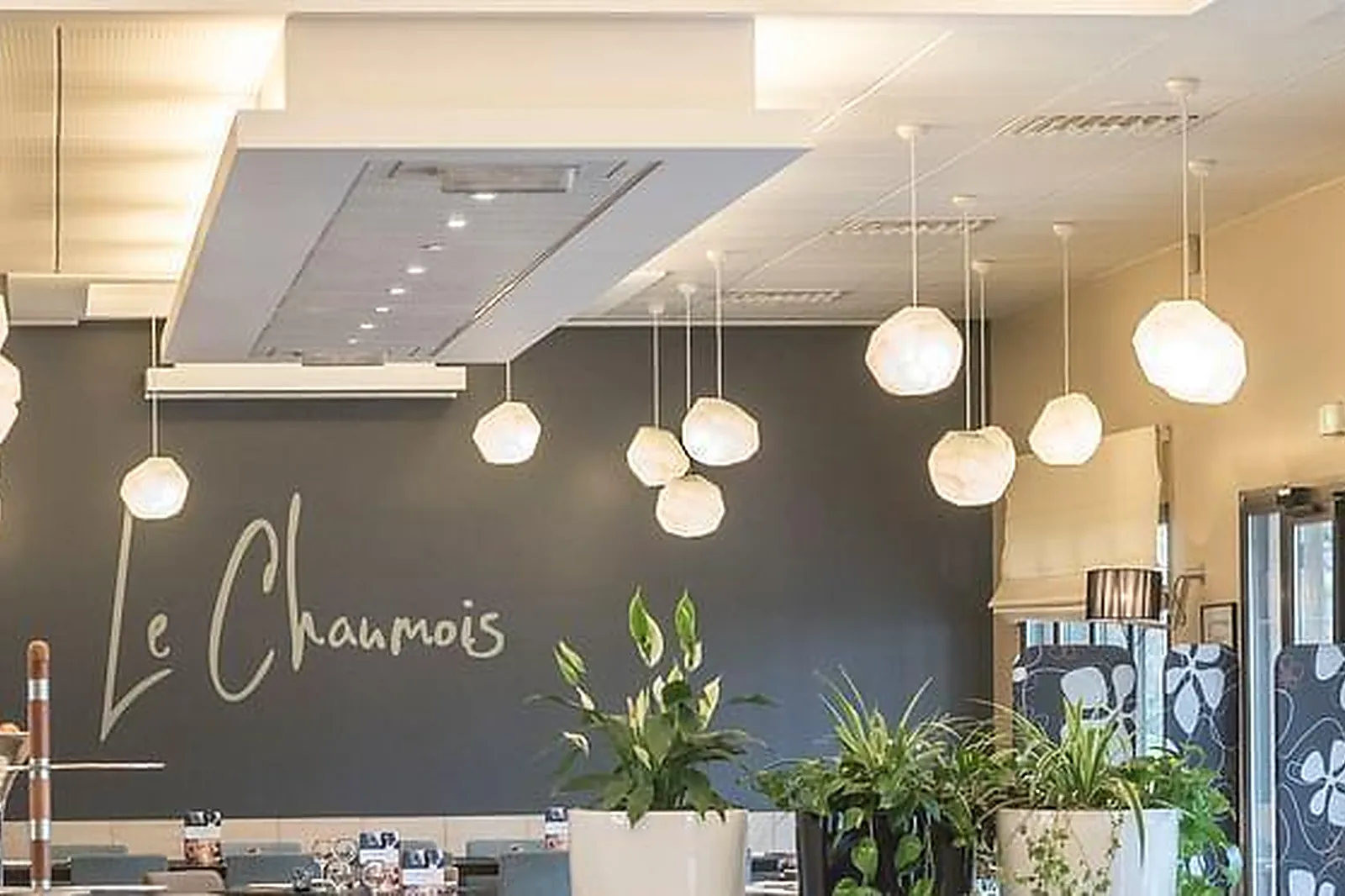 Lieux événementiels, HÔTEL MERCURE AUXERRE